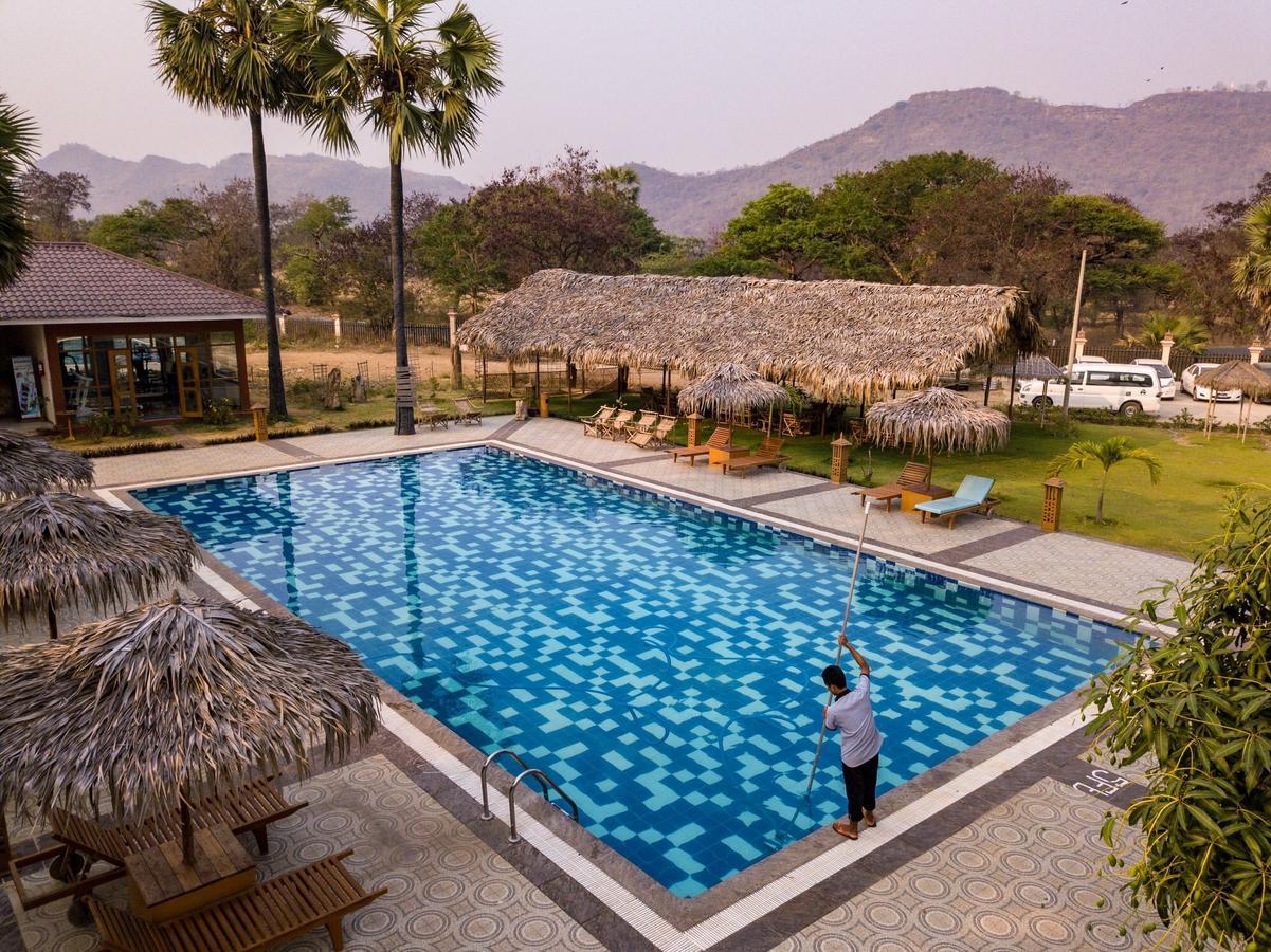Westay @ Bagan Lotus Hotel Exterior photo