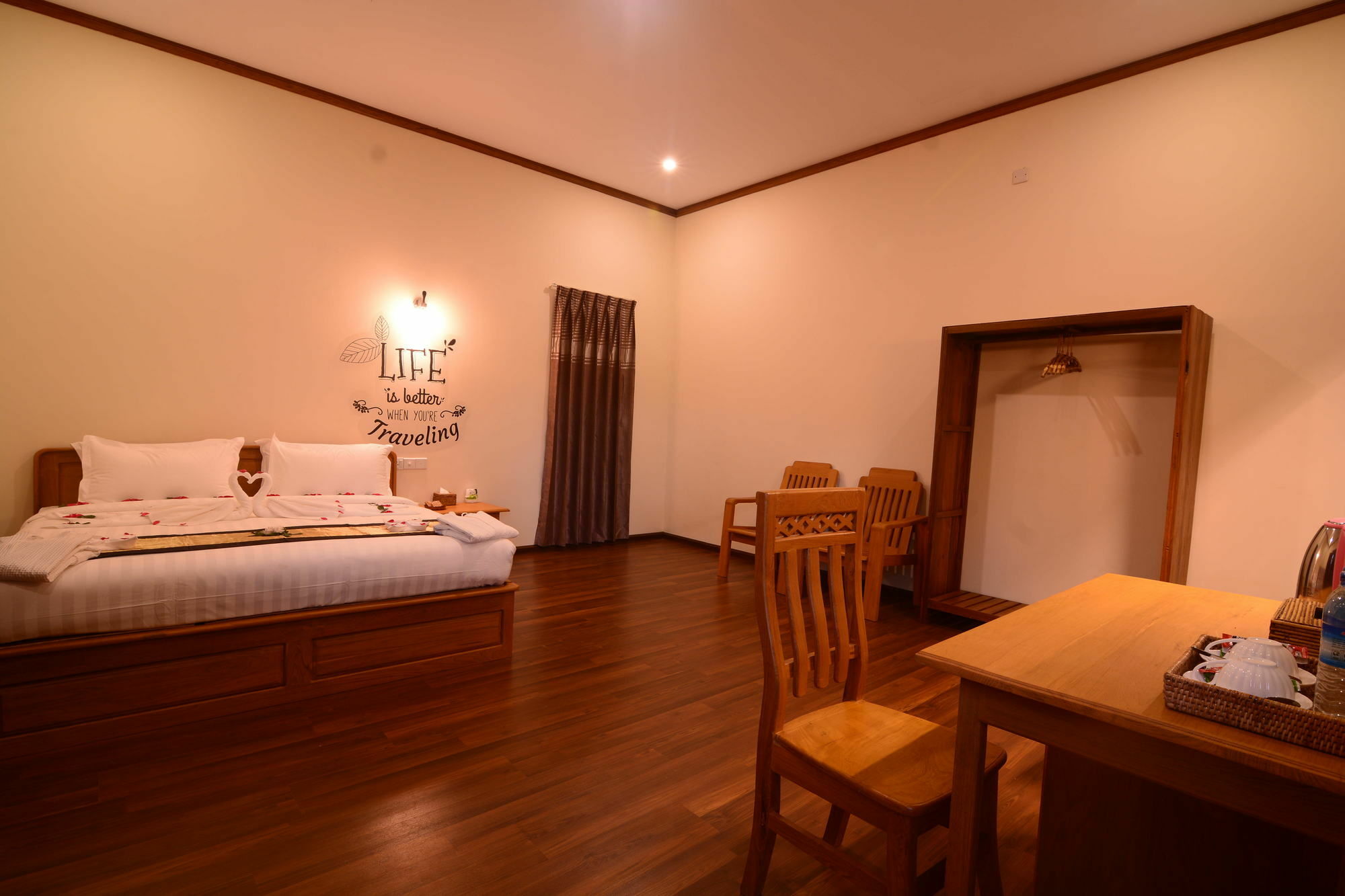 Westay @ Bagan Lotus Hotel Exterior photo
