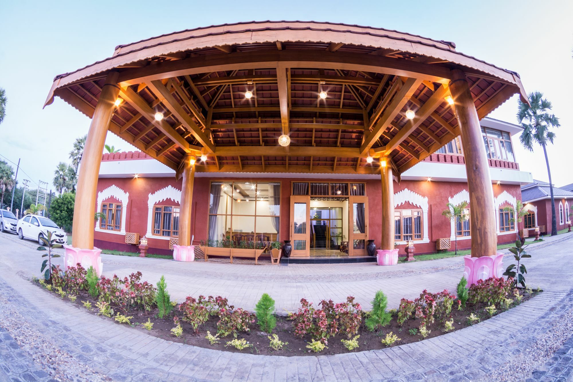 Westay @ Bagan Lotus Hotel Exterior photo