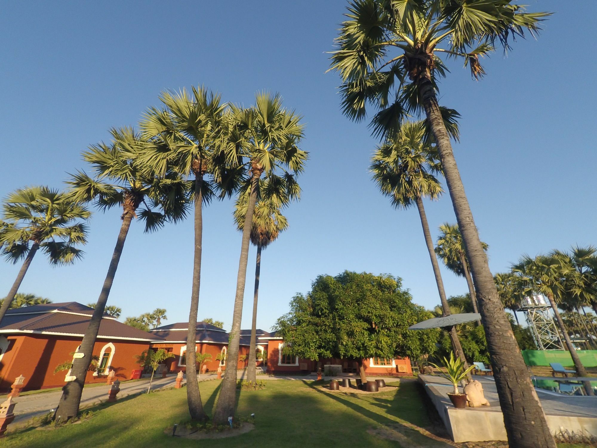 Westay @ Bagan Lotus Hotel Exterior photo